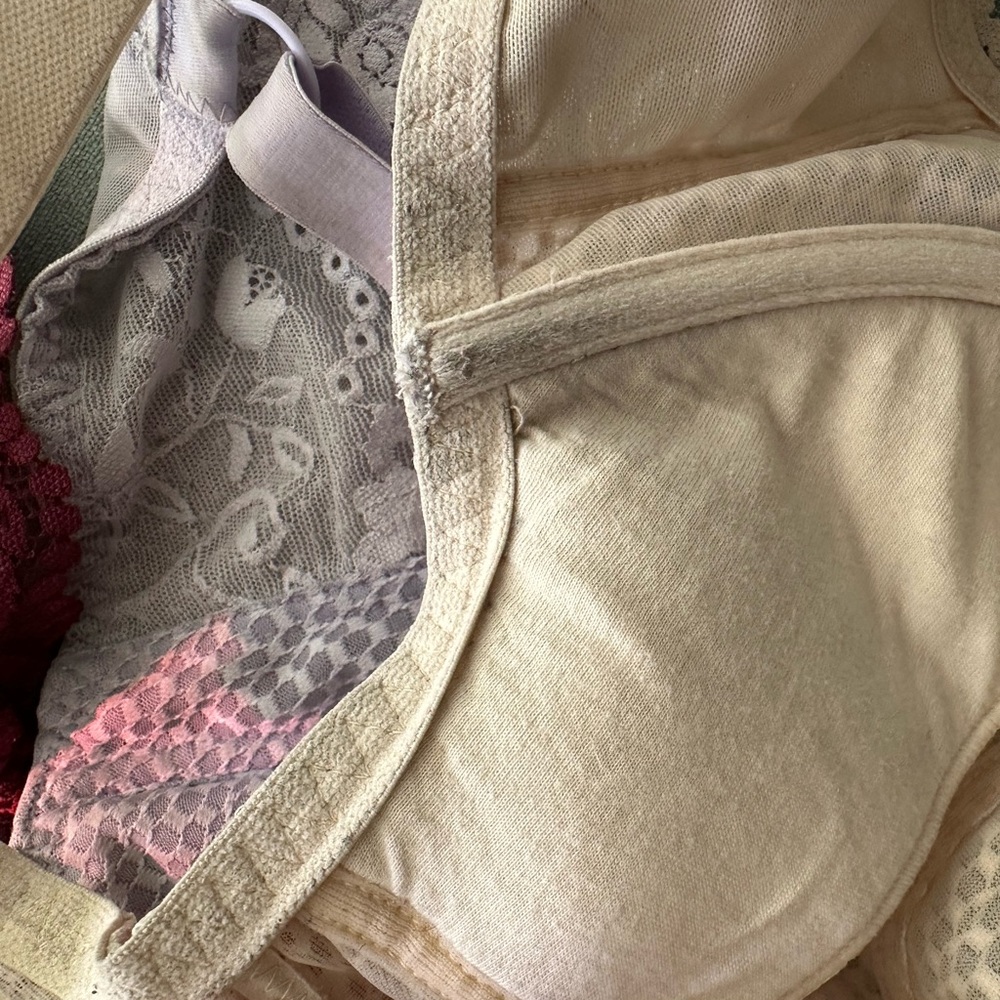 Lot of Three 34G FIT FULLY YOURS bras - Picture 10 of 14